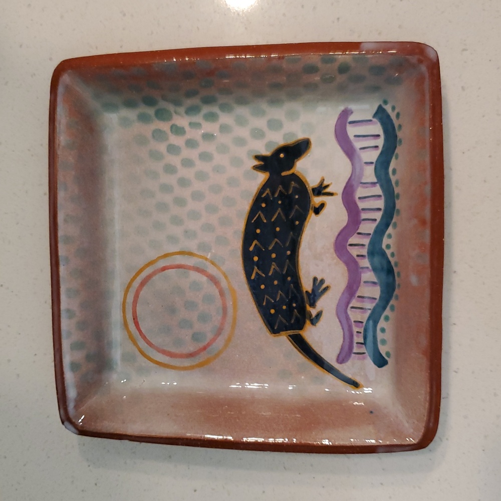 Red Clay Glazed Pottery Armadillo Square Trinket Dish - Picture 2 of 5